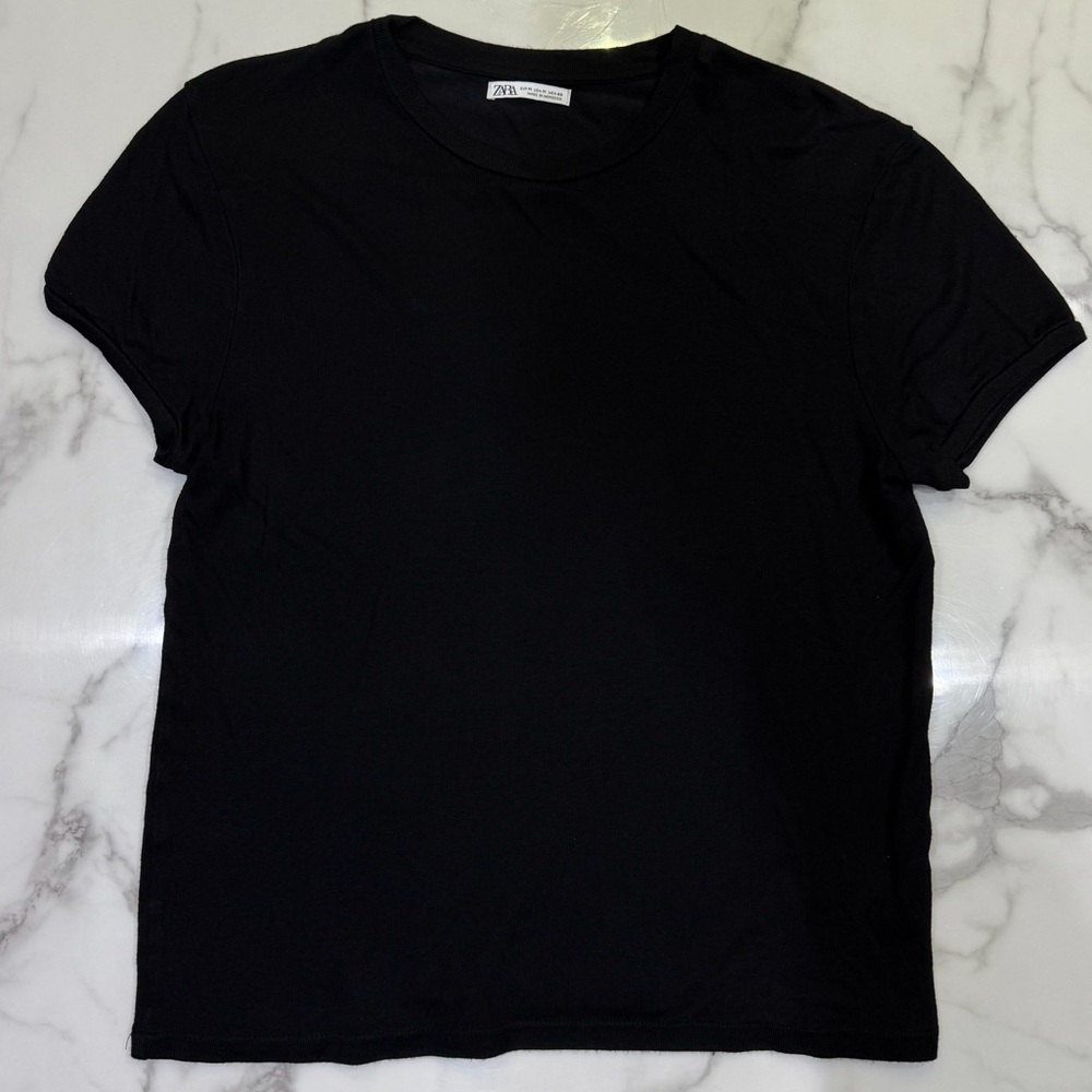 Zara Crewneck Tee, Size M